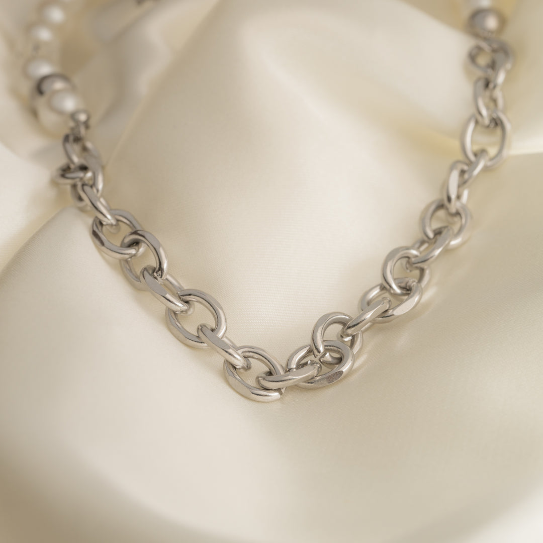 Fashionable Square Bead Pearl Necklace