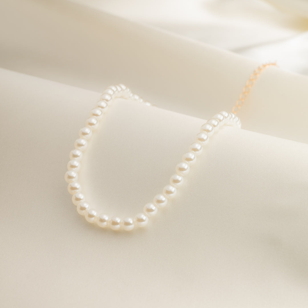 Elegant Pearl Necklace